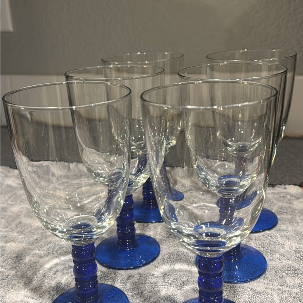 Elegant Blue Stem Wine Glass Set